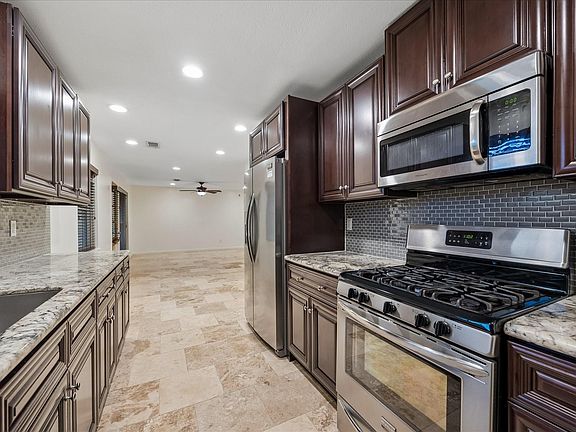 3rd image of 9242 Blankenship Dr