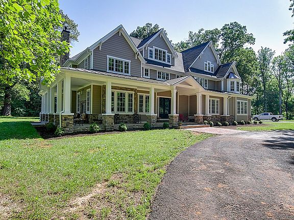 What a Wrap Porch!