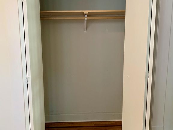 3rd image of 2432 Vineville Ave #1