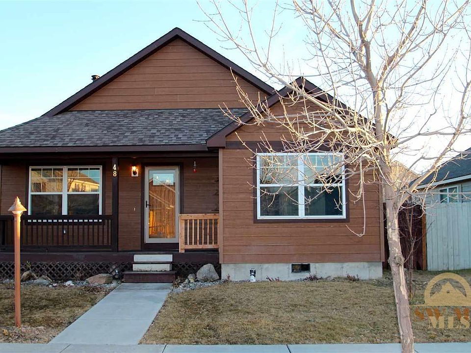 1st image of 48 Woodman Dr