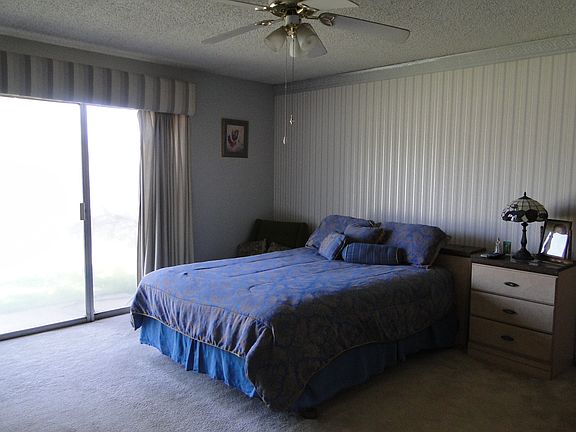 5th image of 2602 Camarie Ave