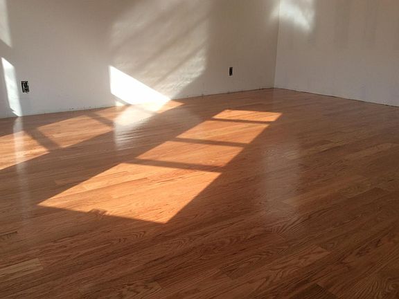 4th image of 184 Bay 26th St Floor 2CD