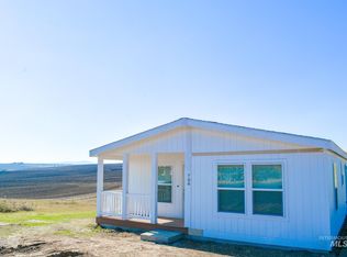 706 Willow St, Nezperce, ID 83543