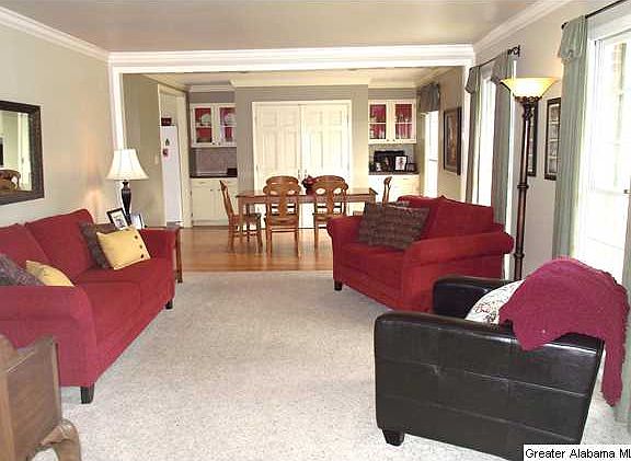 3rd image of 2632 Willow Brook Ln