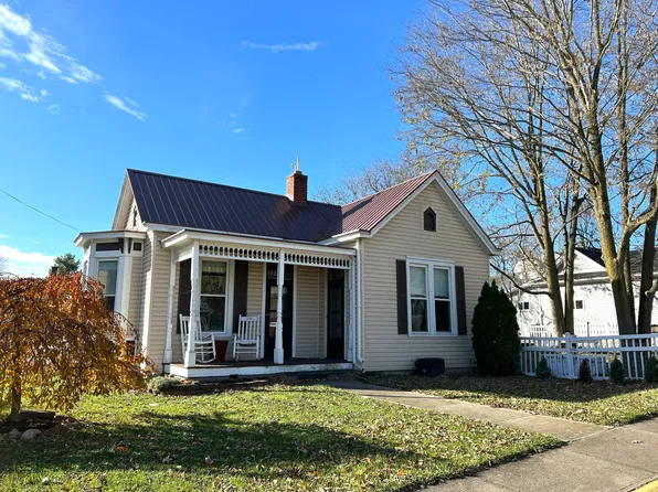 318 E 7th St, Brookville, IN 47012