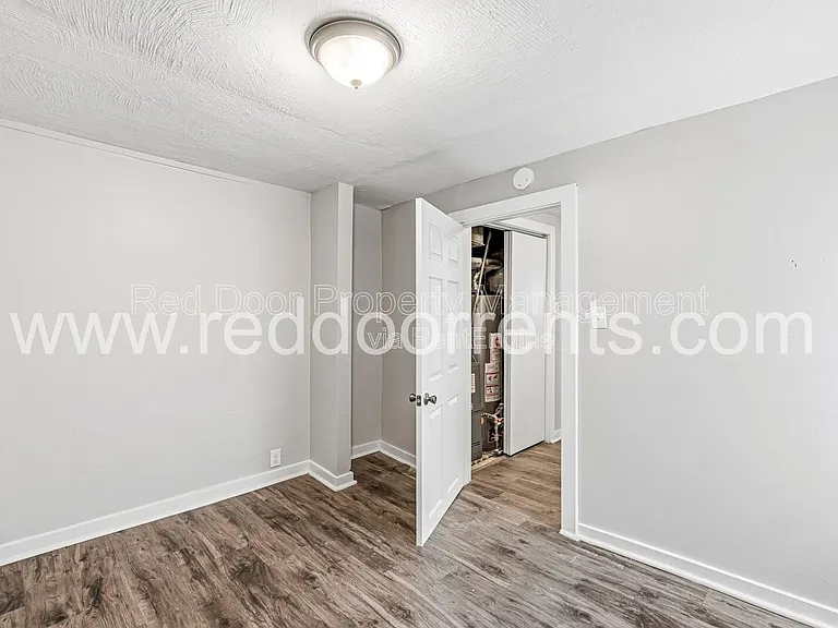 4320 E 30th St — Photo 15