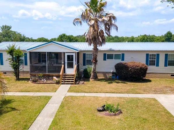 8629 Bragg Dr., Myrtle Beach, SC 29588