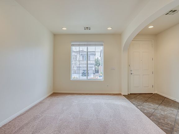 5th image of 10212 Borah Peak Ave