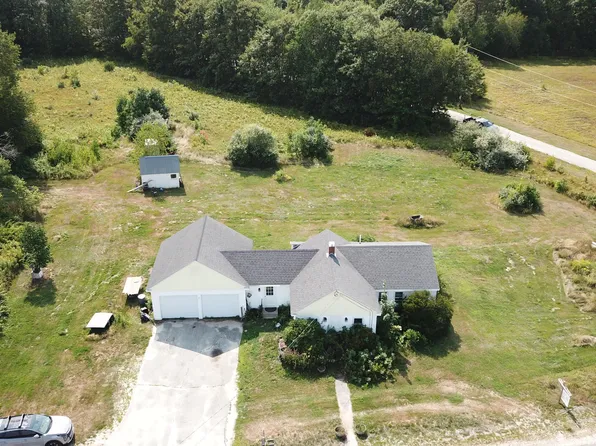 154 Raymond Hill Road, Raymond, ME 04071