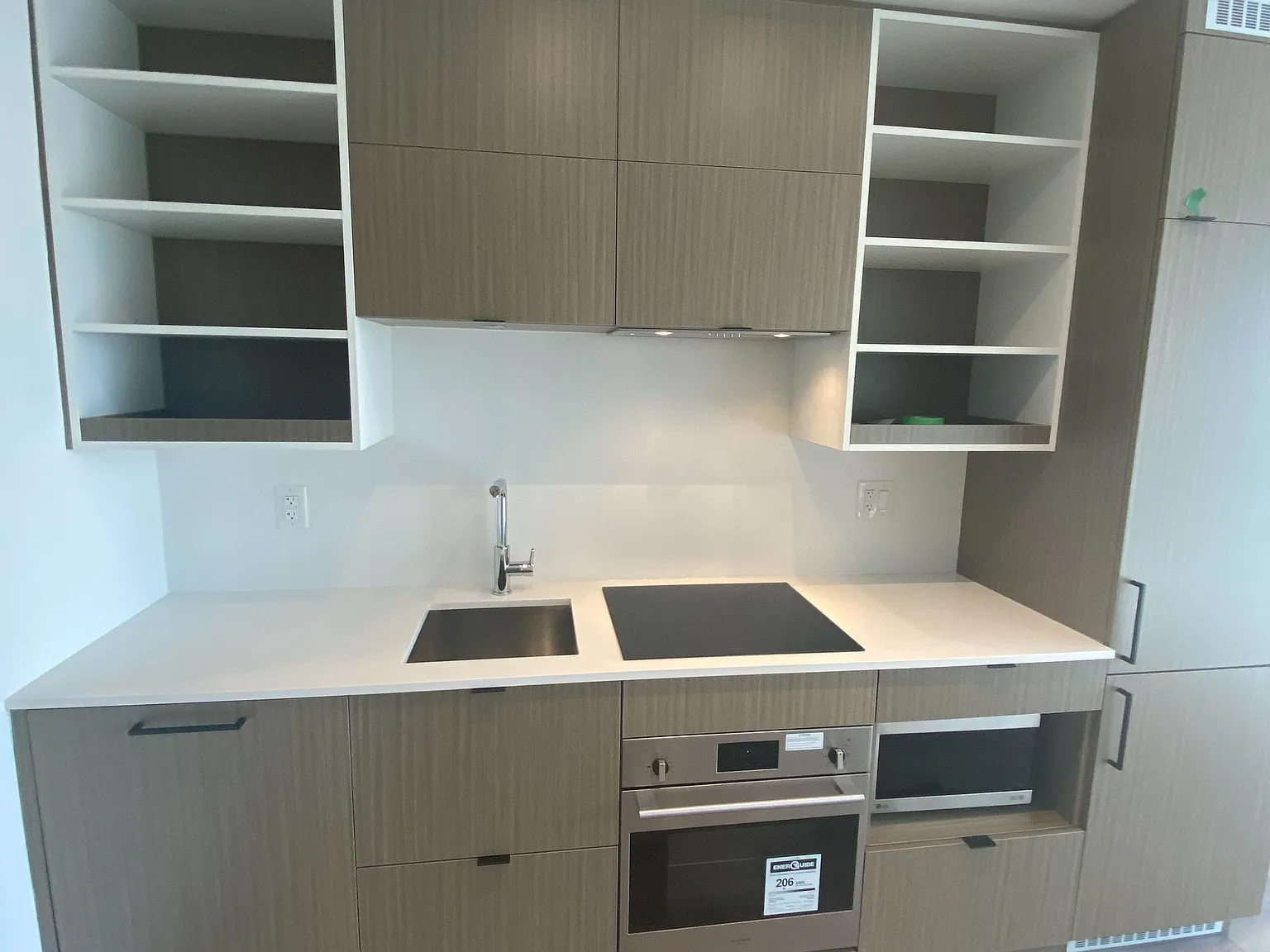 2 bed, $2,800 — Photo 2