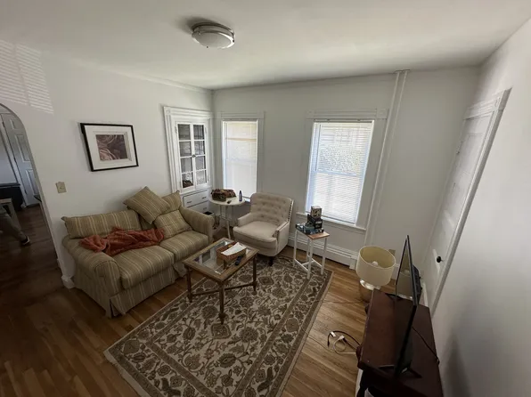 58-60 Waverly St #1, Brighton, MA 02135