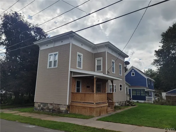8 E Faville Ave, Dolgeville, NY 13329