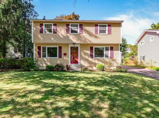 58 Case Pkwy, Burlington, VT 05401