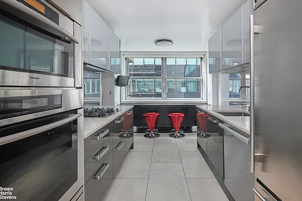 Rented by Brown Harris Stevens | media 10