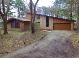 1525 Old State Rd, Gibsonia, PA 15044