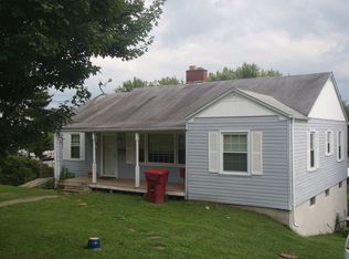 176 E Highland Rd, Johnson City, TN 37601