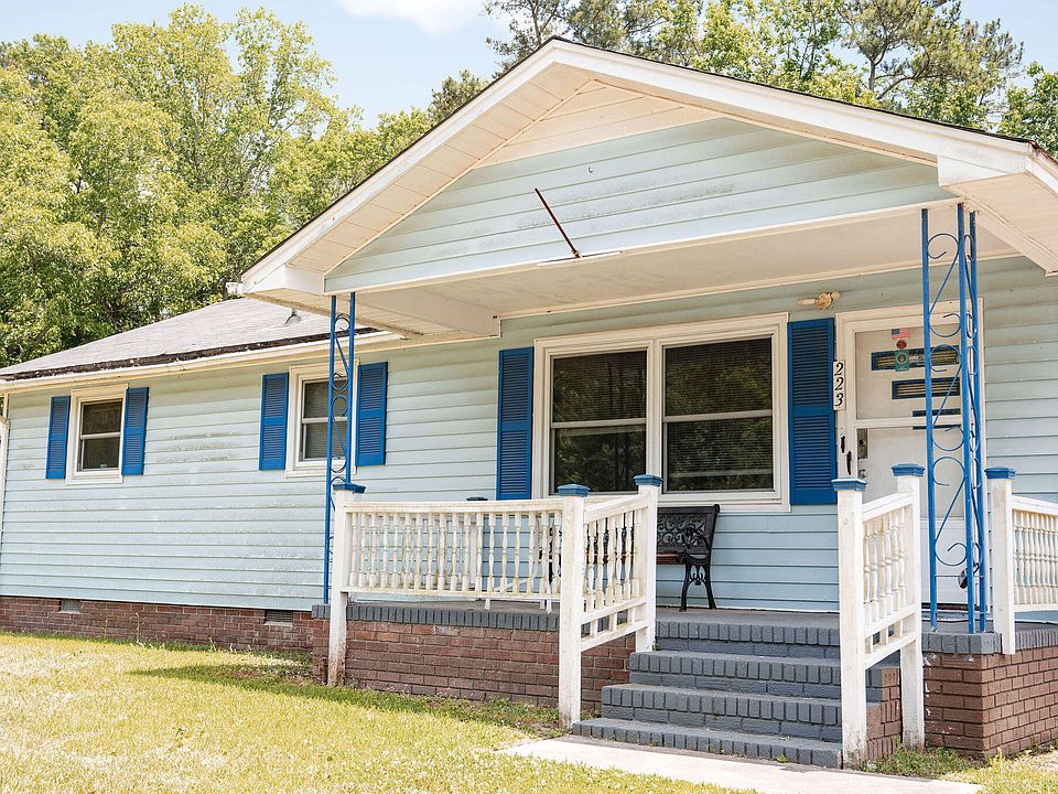 1st image of 223 Farm Rd