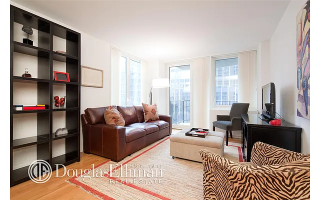 Rented by Douglas Elliman | media 21