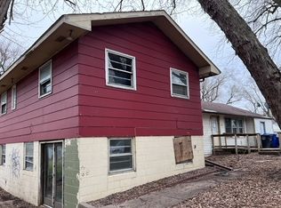 3207 48th Ave, Moline, IL 61265