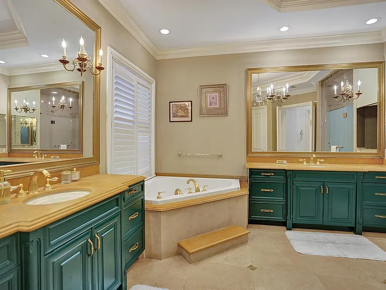 18669 SE Palm Island Ln — Photo 32