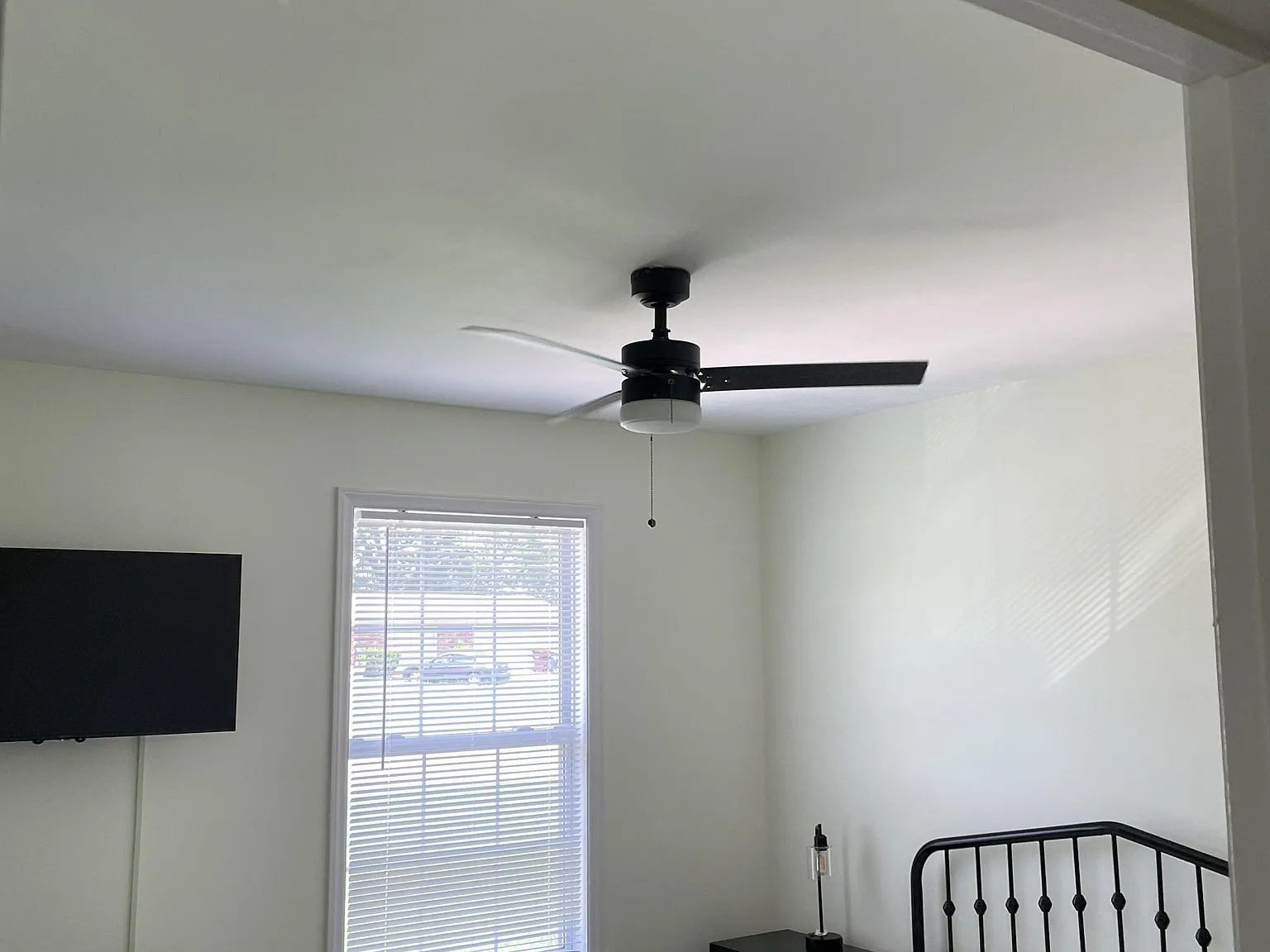4 bed, 3.0 bath, 1827 sqft, $845 — Photo 4