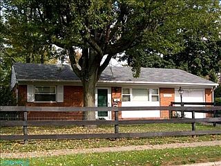 2nd image of 4060 Astor Ave