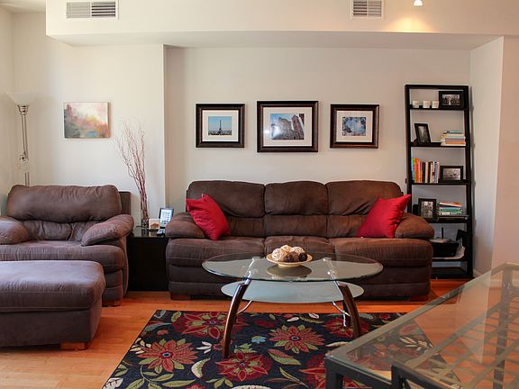 4th image of 1021 N Garfield St APT 644