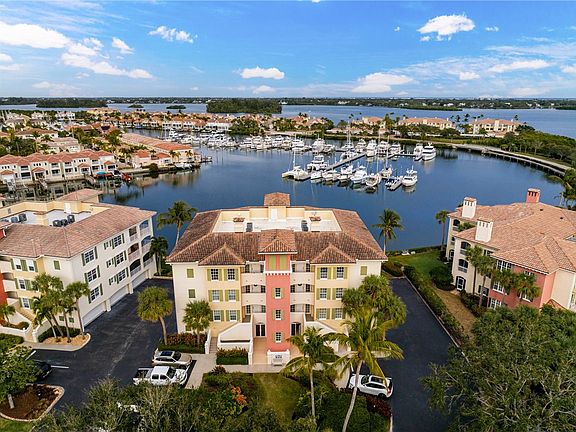 2nd image of 5260 W Harbor Village Dr APT 302