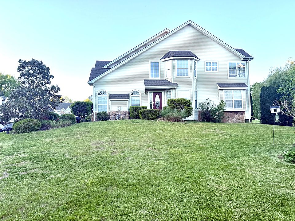 1st image of 214 Westbrook Dr #214