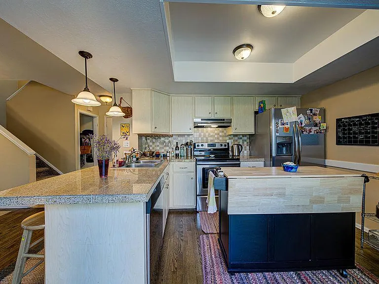 434 Cobblestone Dr — Photo 10