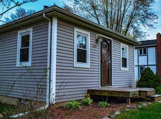 2815 Devondale Rd, Rochester Hills, MI 48309