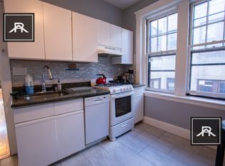 35 Mount Hood Rd APT 10, Brighton, MA 02135