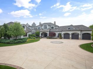 22245 Sunset Ln, Elkhart, IN 46516