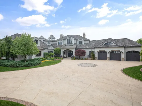 22245 Sunset Ln, Elkhart, IN 46516