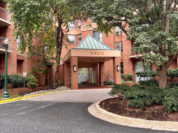 4808 Moorland Ln APT 803, Bethesda, MD 20814