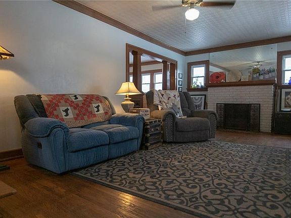 4th image of 318 Lincoln Ave