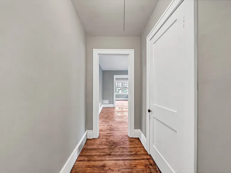 57 Legion Dr #UPPER — Photo 4