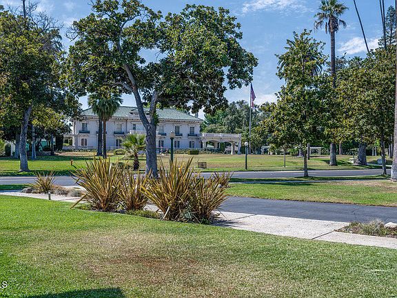 3rd image of 408 S Orange Grove Blvd