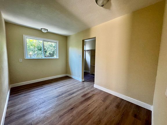 5th image of 2221 W 2nd St #1
