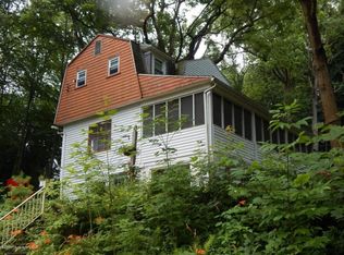 664 Old State Rd, Falls, PA 18615