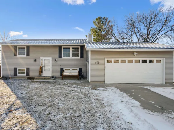 125 Haines Ave, Waterloo, IA 50701
