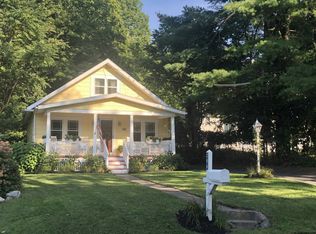 288 S Lake Ave, Troy, NY 12180