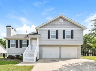 106 Rockefeller Ln, Dallas, GA 30157