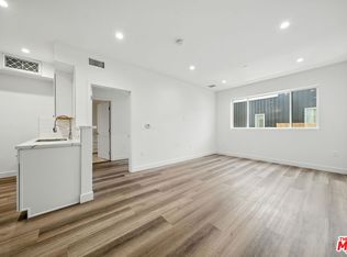 627 N Dillon St #403, Los Angeles, CA 90026