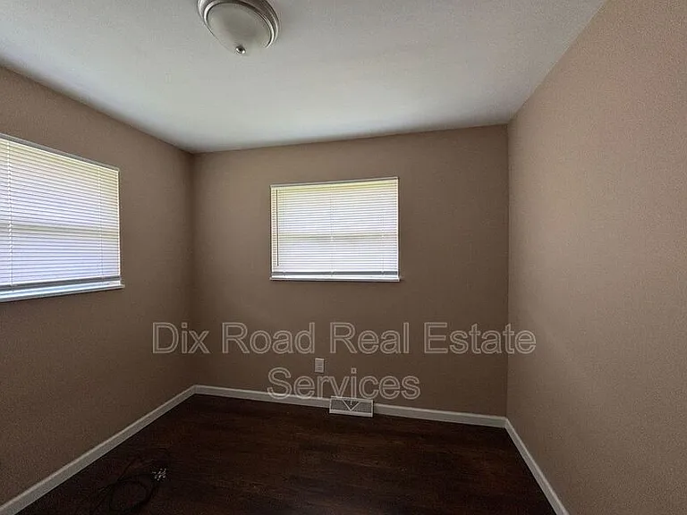 601 Brelsford Ave — Photo 19