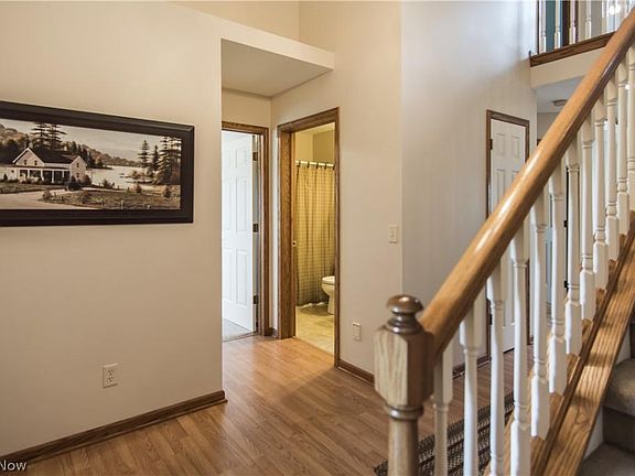 5th image of 1111 Cypress Ln NW