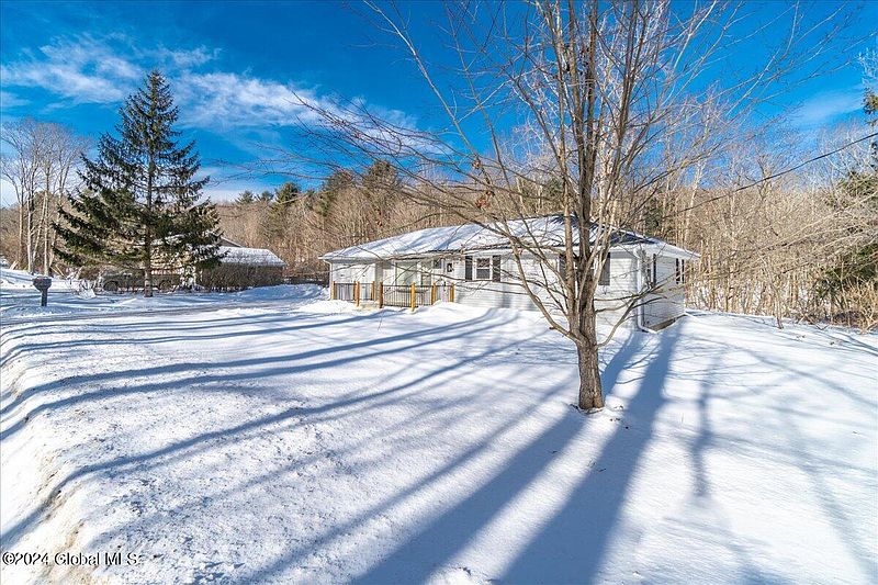 4th image of 236 Burdick Road