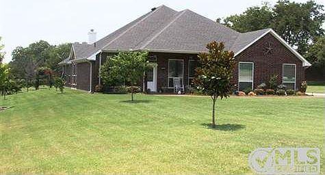 1st image of 1203 Willow Ln