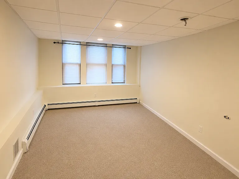 7B Lothian Rd #B — Photo 18