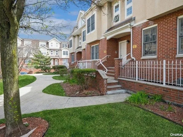 18 Patricia Lane #207, Bronx, NY 10465